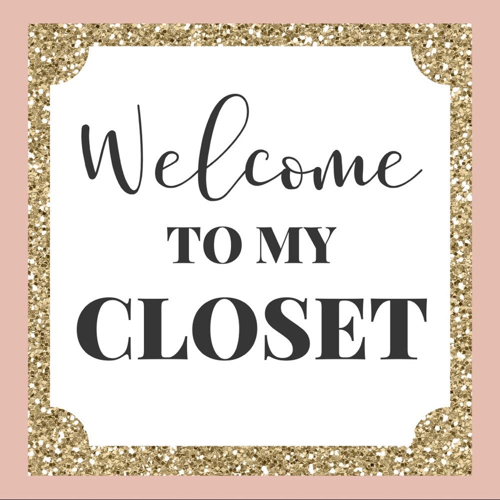 Hi! Welcome to my closet!